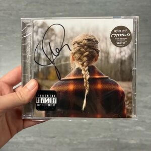 NEW Signed Taylor Swift Evermore CD